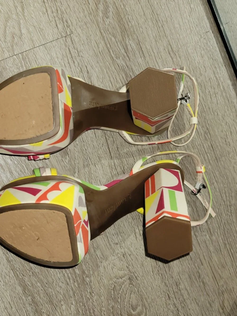 Gianni Bini retro platforms size 6.5
